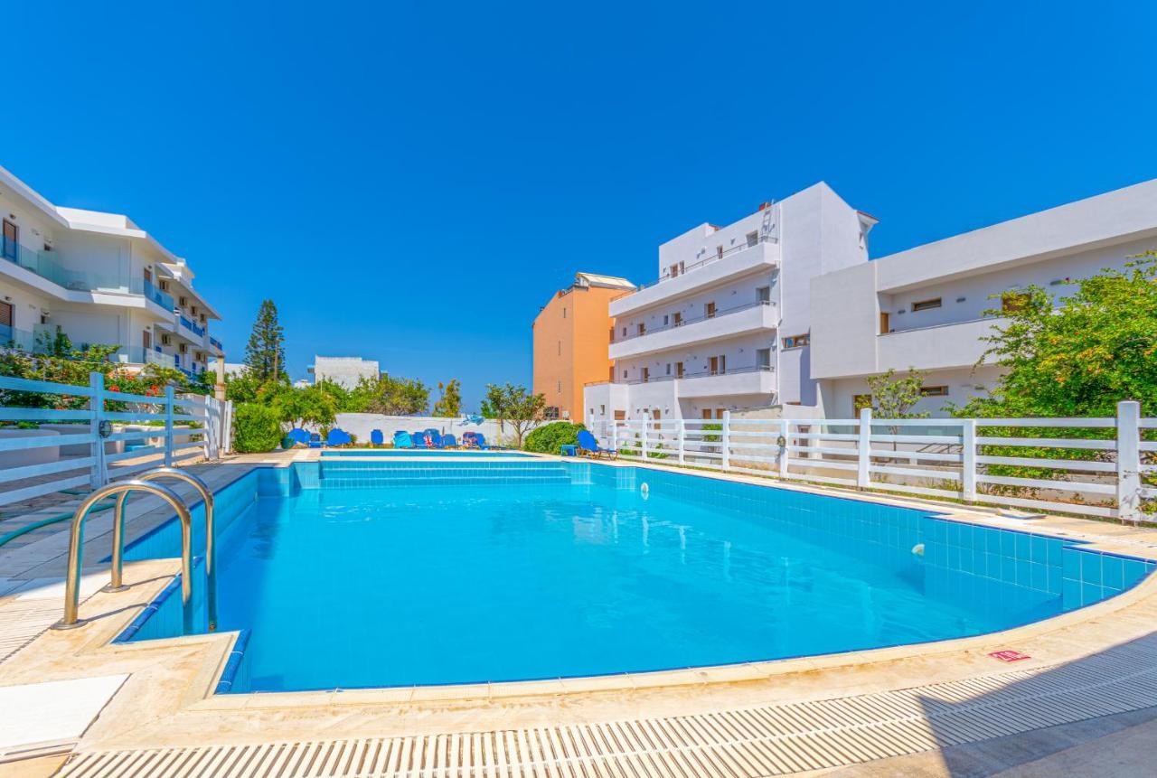 Athina Inn Hersonissos  Exteriör bild
