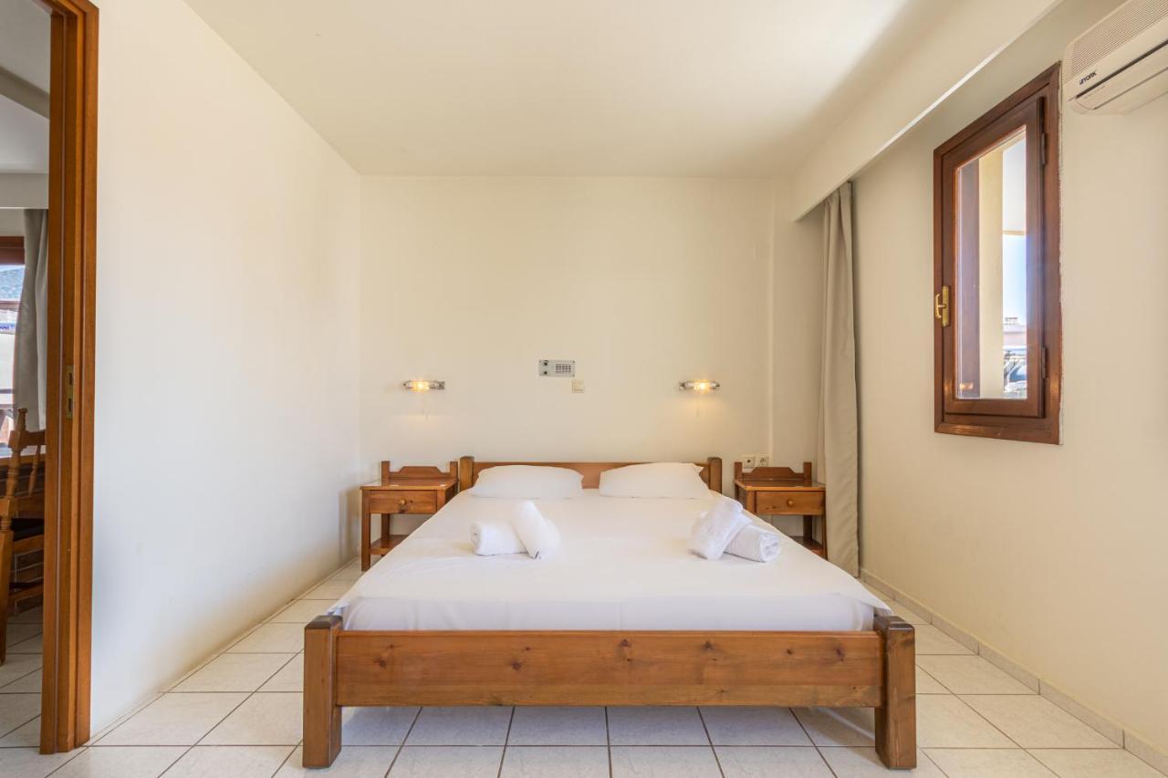 Athina Inn Hersonissos  Exteriör bild