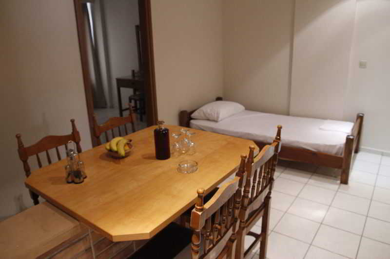 Athina Inn Hersonissos  Exteriör bild