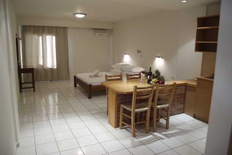 Athina Inn Hersonissos  Exteriör bild