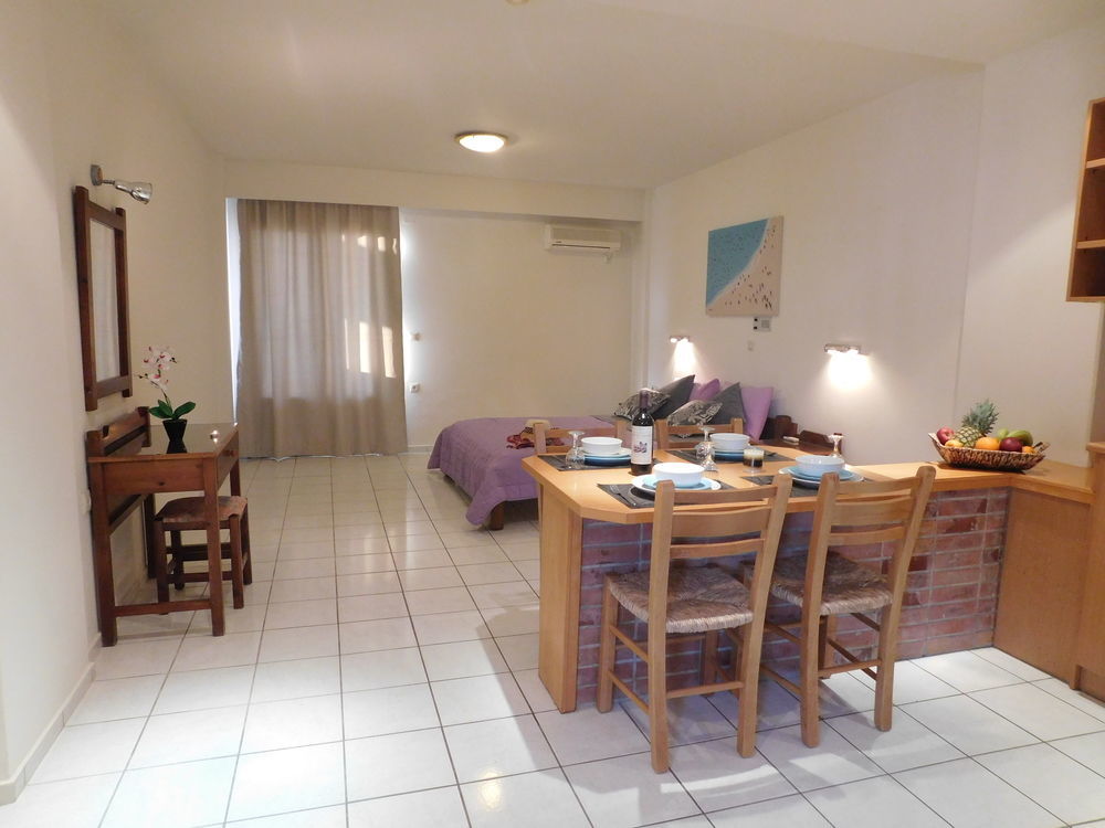 Athina Inn Hersonissos  Exteriör bild